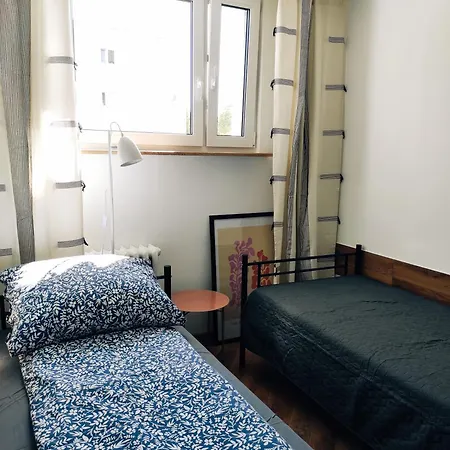 Apartment Spacerowa, Centrum, 2 Pokoje, Balkon, Dla 1- 4 Osob Schneidemühl