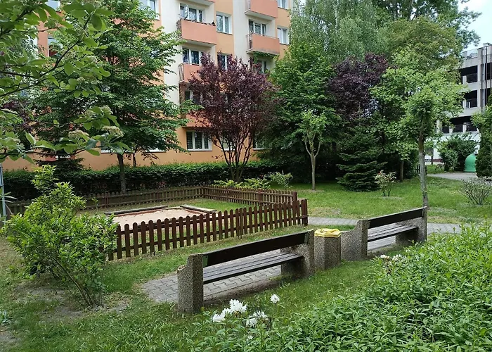 Apartment Spacerowa, Centrum, 2 Pokoje, Balkon, Dla 1- 4 Osob *